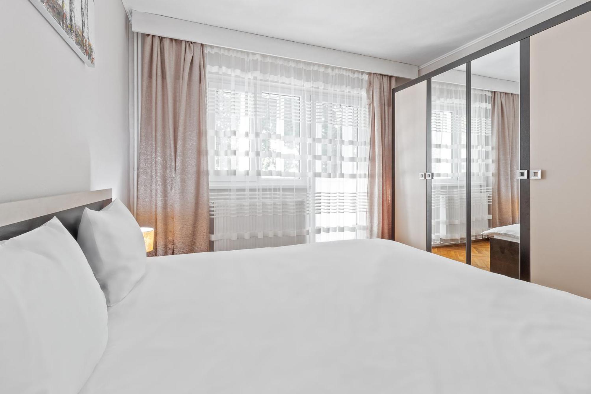 Apartament Helena ออราแด ภายนอก รูปภาพ